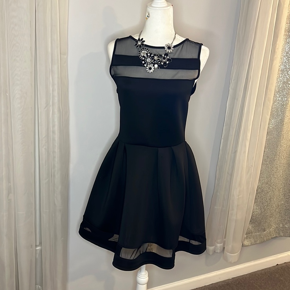 Hot Gal Scuba Material Fit & Flare Evening Dress